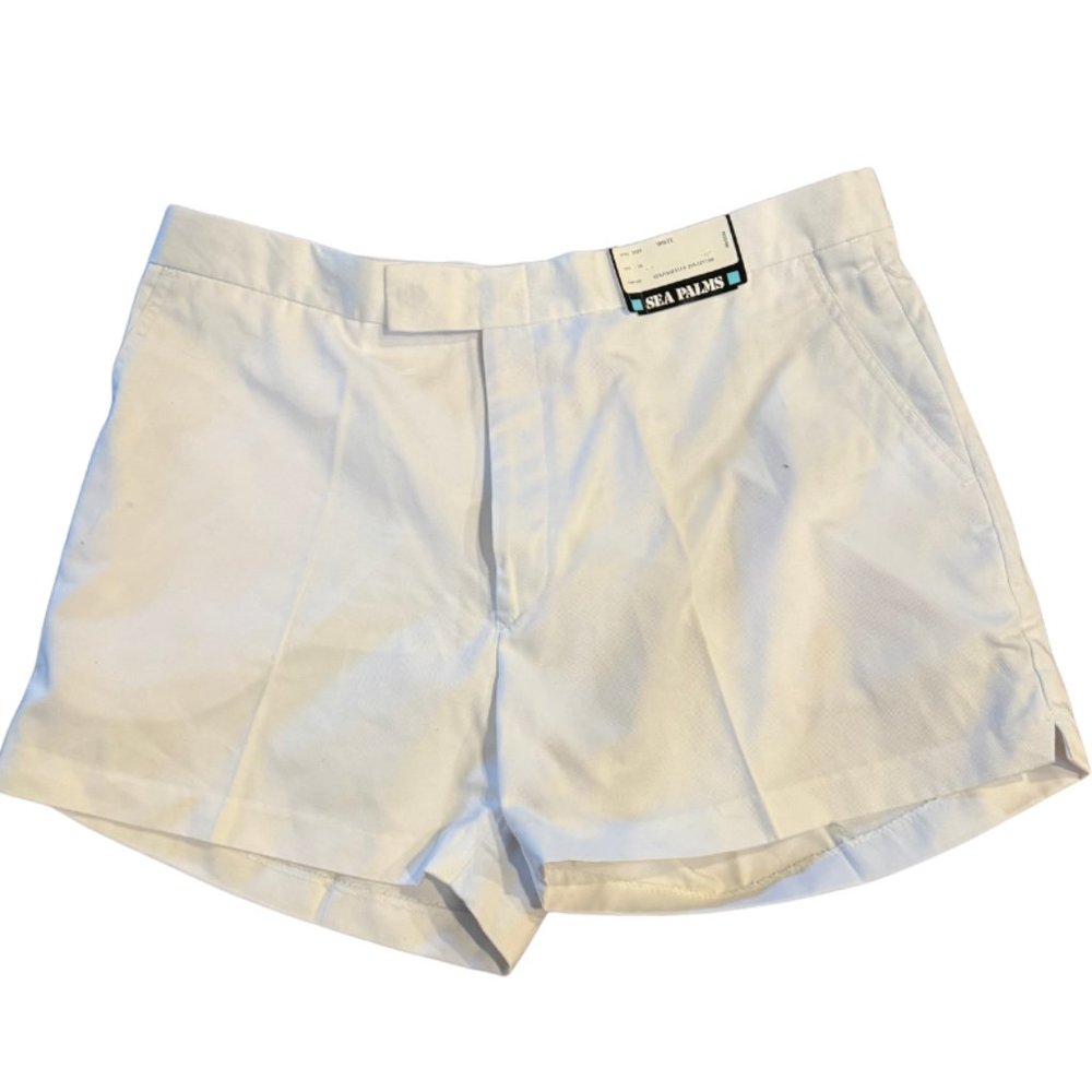 "Sea Palms" Men's Size 38 White Short- NWT